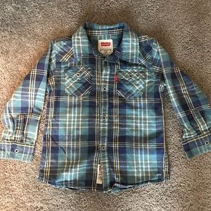 Levi’s boys button up shirt